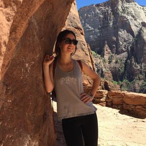 Meet your Posher, Rachele